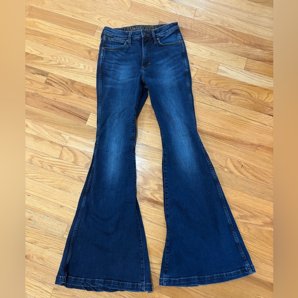 Women's Flared Blue Jeans